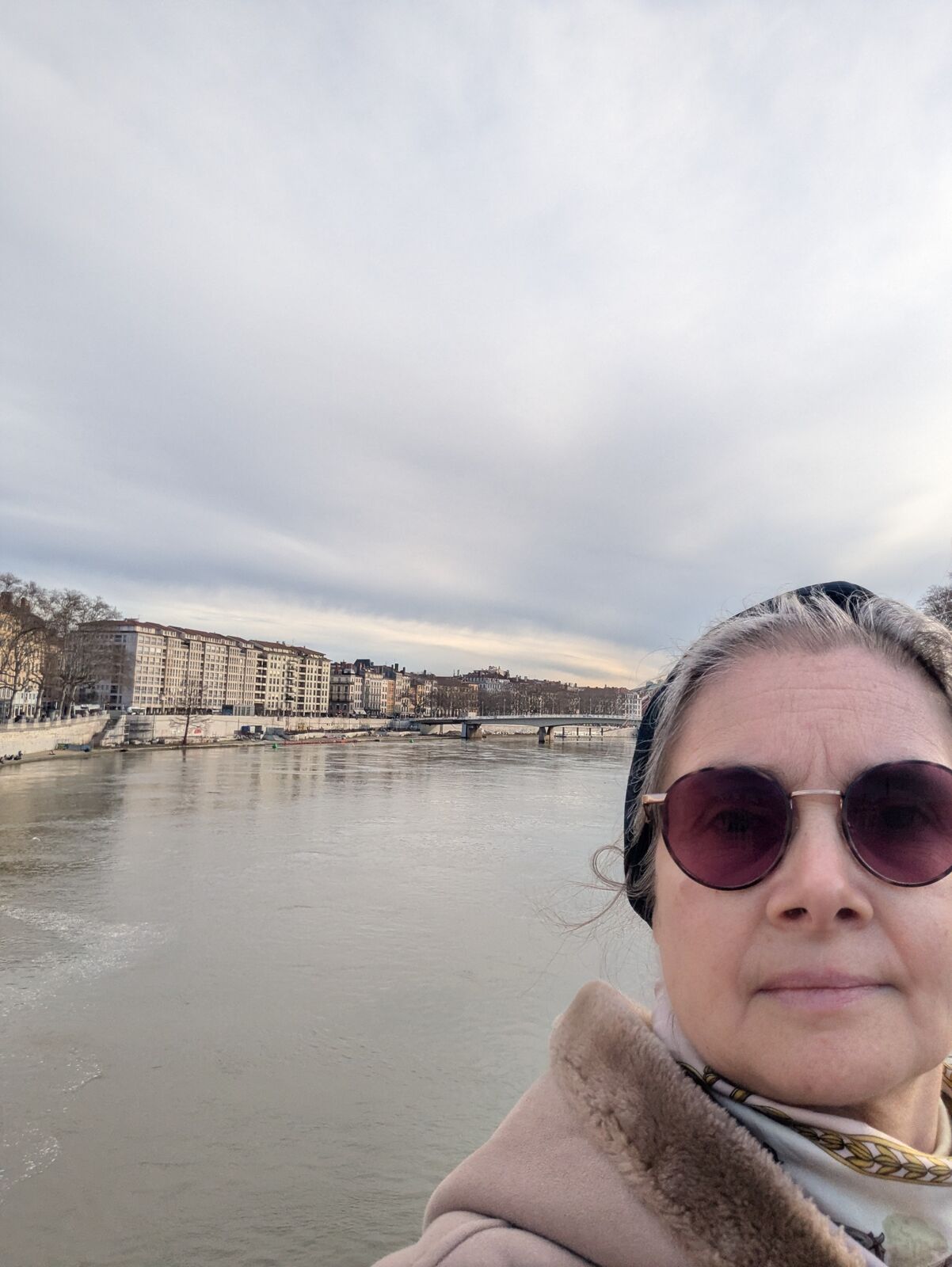 J'ai placé Dernière ambition dans la ville de Lyon, centre décisionnel et économique Lyon